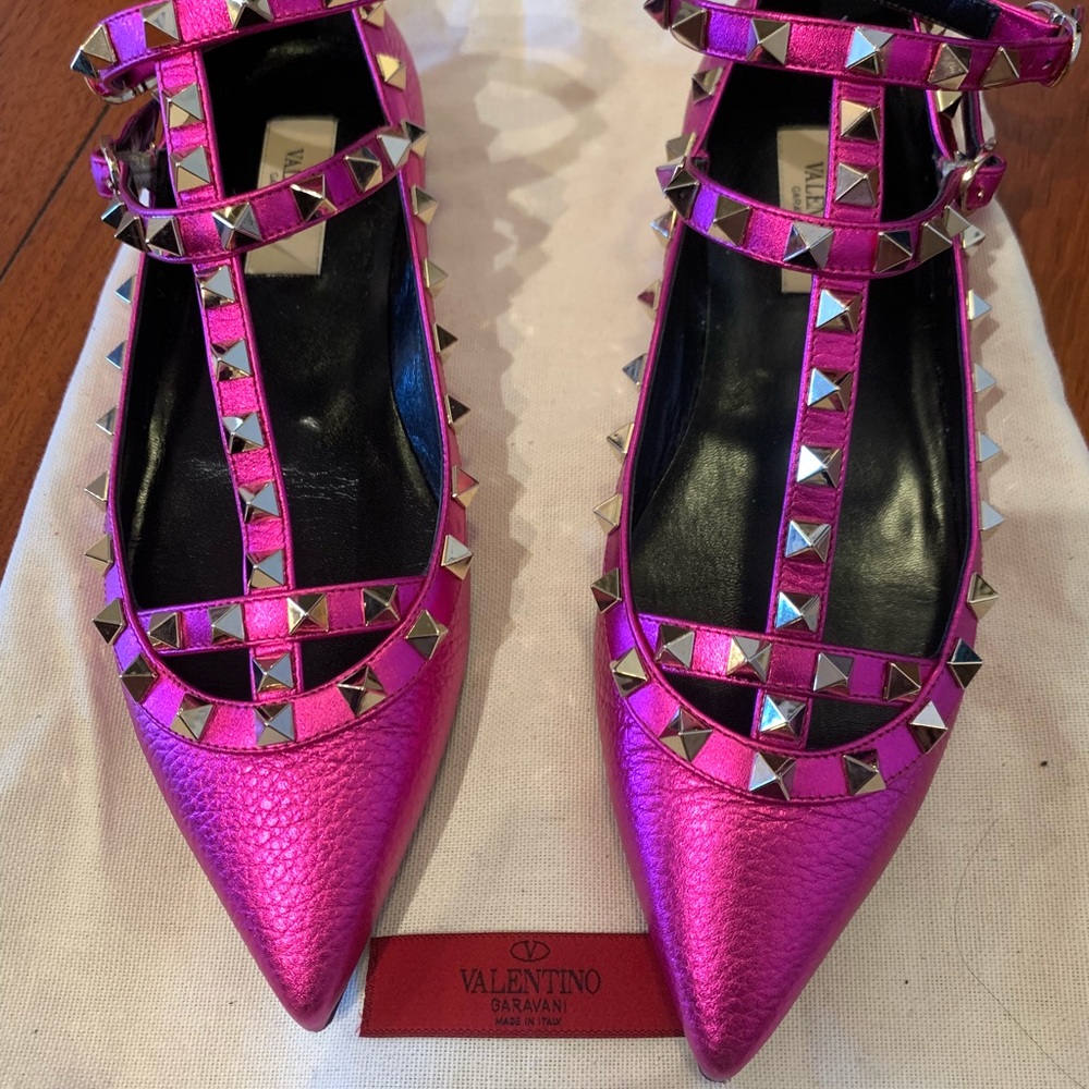 Pre-owned Valentino flat , size 36